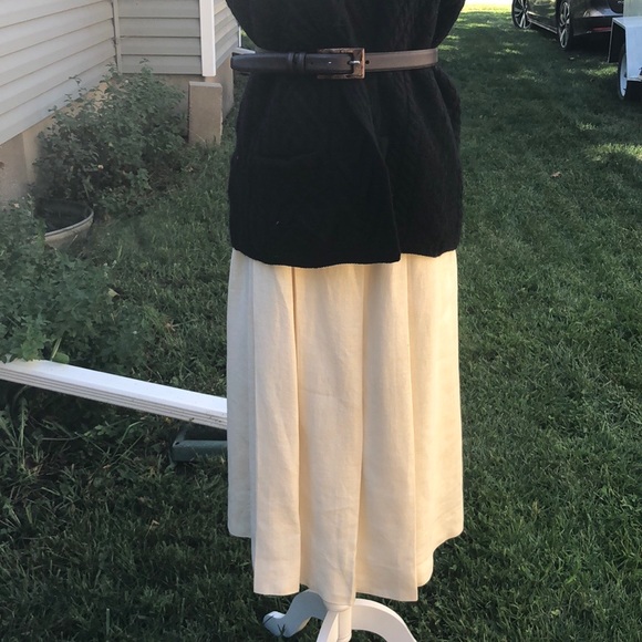 Jack Henry Sz 12 ivory Linen skirt, fully lined - Picture 4 of 8